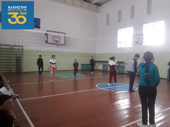 "Тәуелсіздіктің 30 жылдығына " орай өтілген воллейбол ойынынан жарыс  2020-2021 оқу жылы